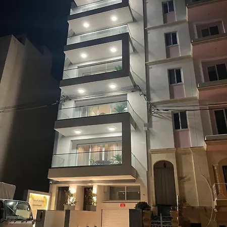Blanch Apartment